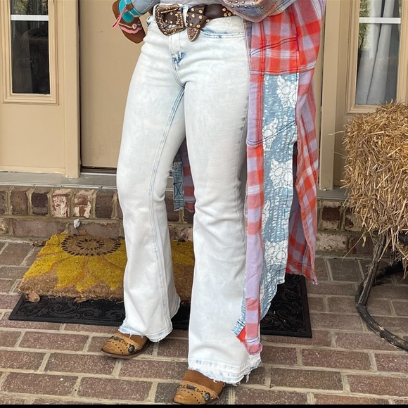 Flare Jeans - Picture 5 of 5